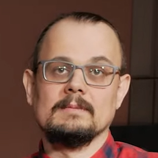 Максим Наумов